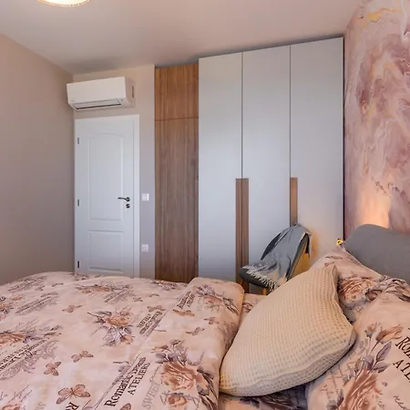 Minchony Apartment *